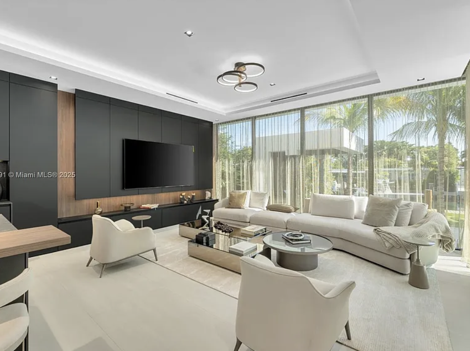 House 3 View 13